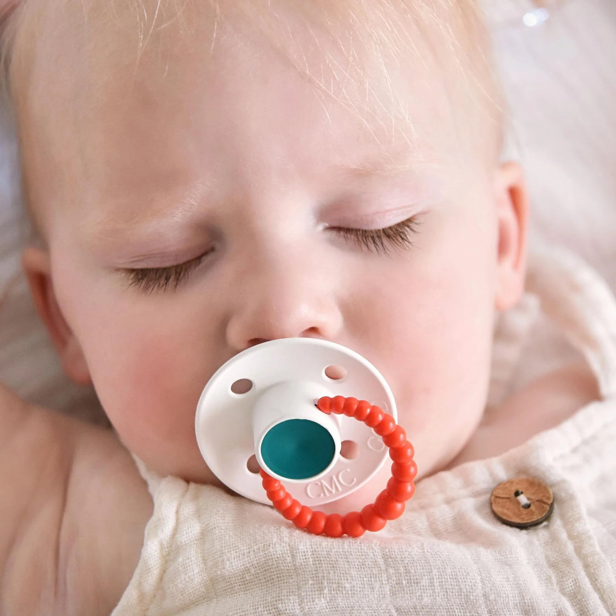 CMC GOLD -  Pack of 3 CHRISTMAS Bubble Dummies | Air Filled or Vented