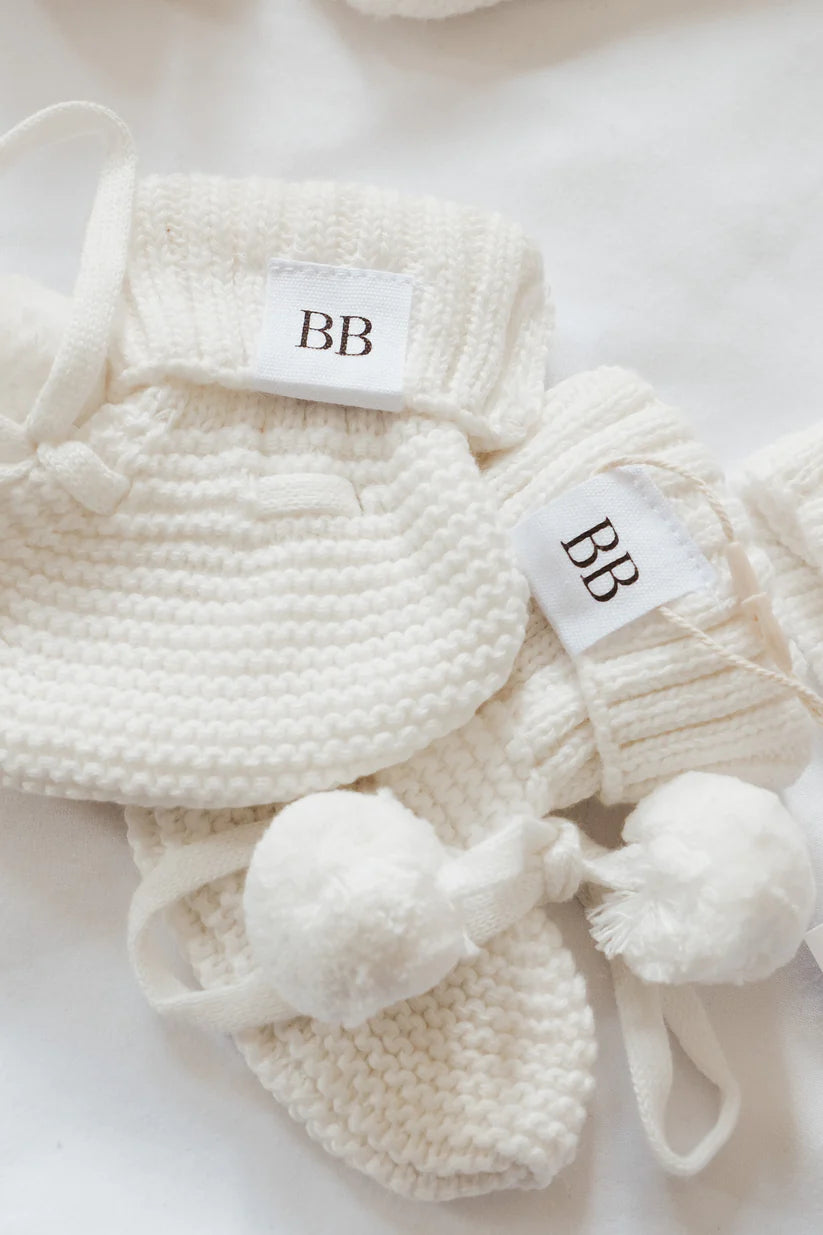 Bare Bebé - Knit Booties | Daisy White