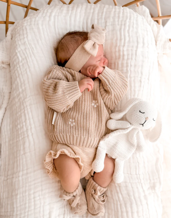 3 Little Crowns - Knitted Topknot | Mushroom