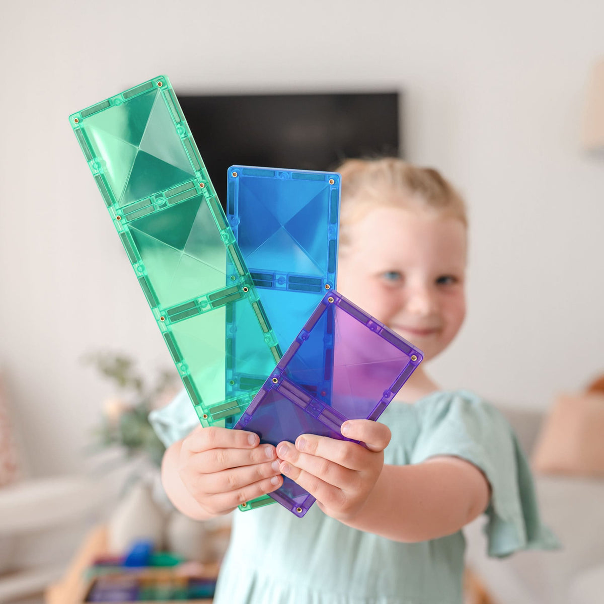 Connetix Tiles - 18 Piece Rainbow Rectangle Pack