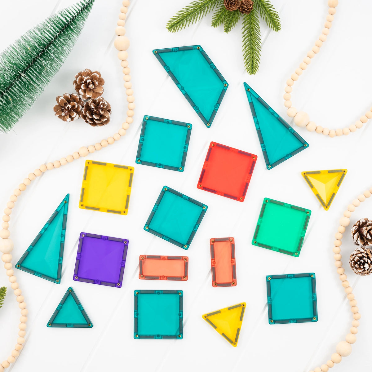 Connetix Tiles - 16 Piece Christmas Tree Pack