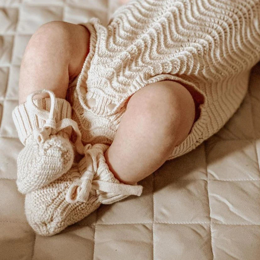 3 Little Crowns - Textured Knit Booties | Oat (Pre-Order Late May)