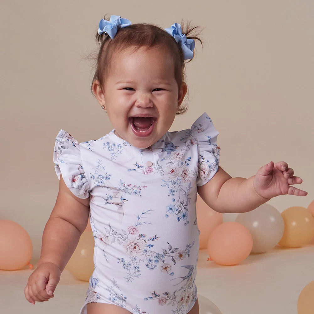 Snuggle Hunny Kids - Short Sleeve Frill Organic Bodysuit | Sweet Swallows
