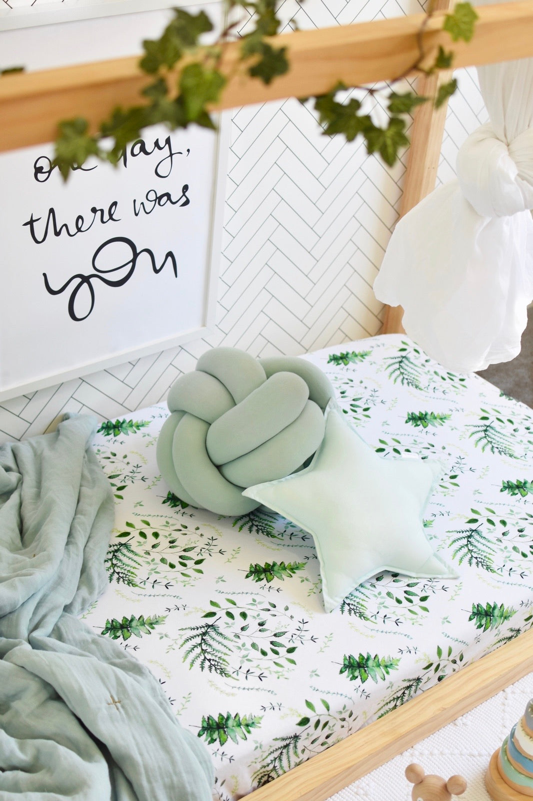 Snuggle Hunny Kids - Enchanted Fitted Cot Sheet